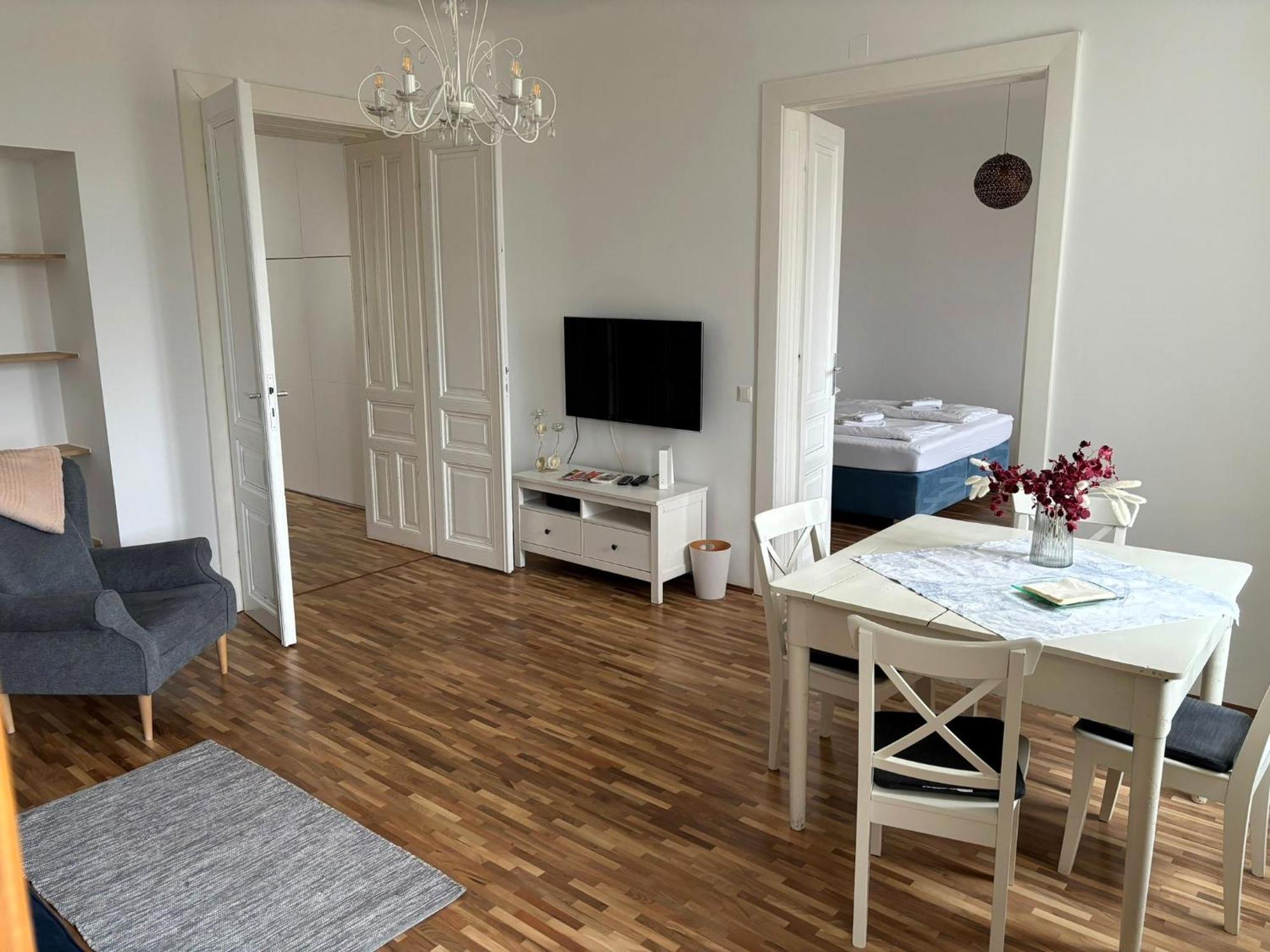 Casa Nostra - Sonnige Direkt Am Augarten Appartamento *